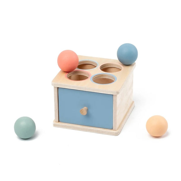 Box with Balls